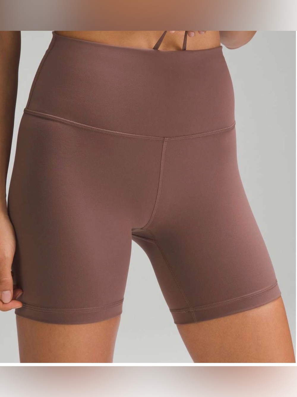 Lululemon Wunder Train High-Rise Short 6"
Dark Oxide Size 8 NWOT - Picture 4 of 13